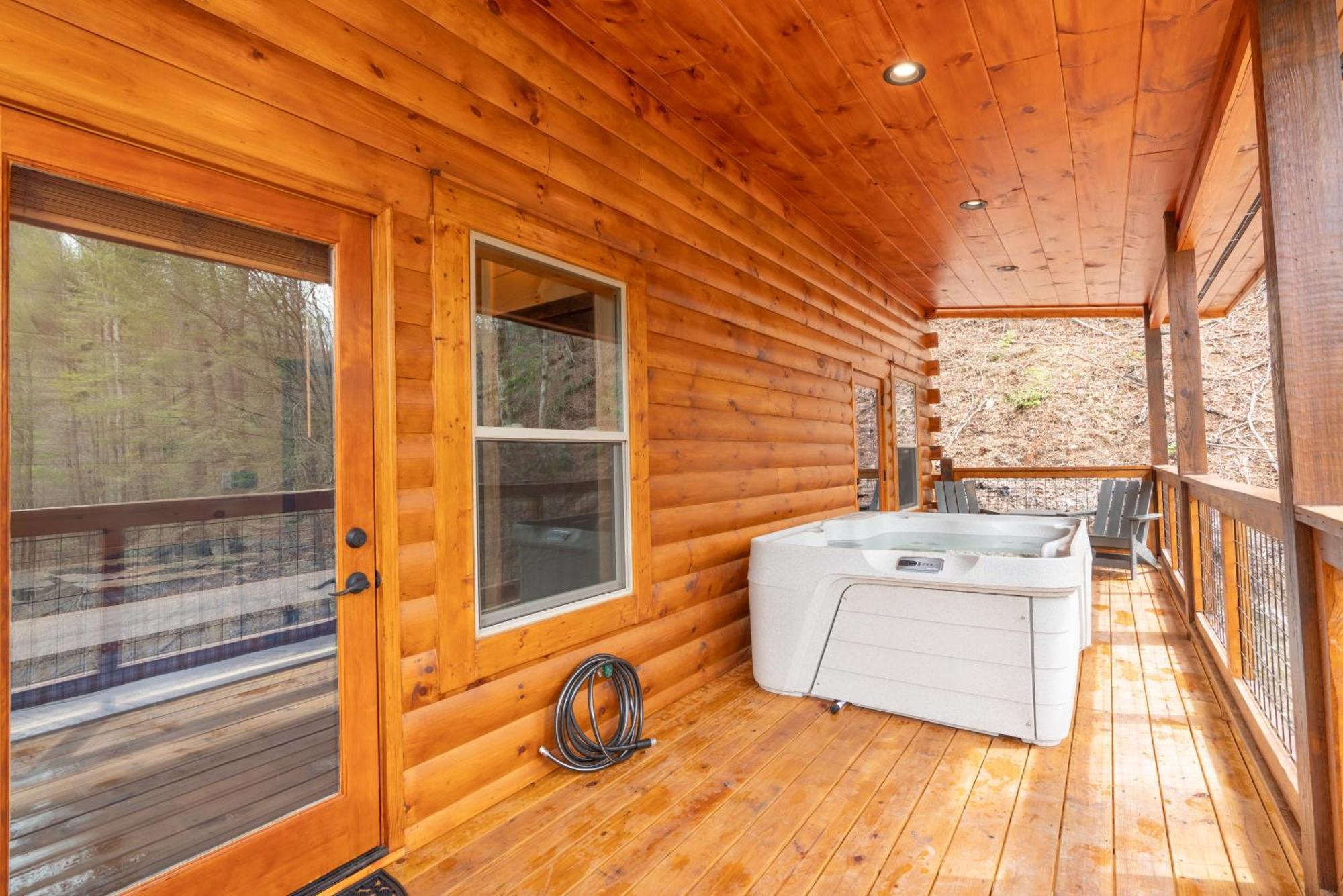 Hawks Nest Mountain Cabin Севьервилл Экстерьер фото